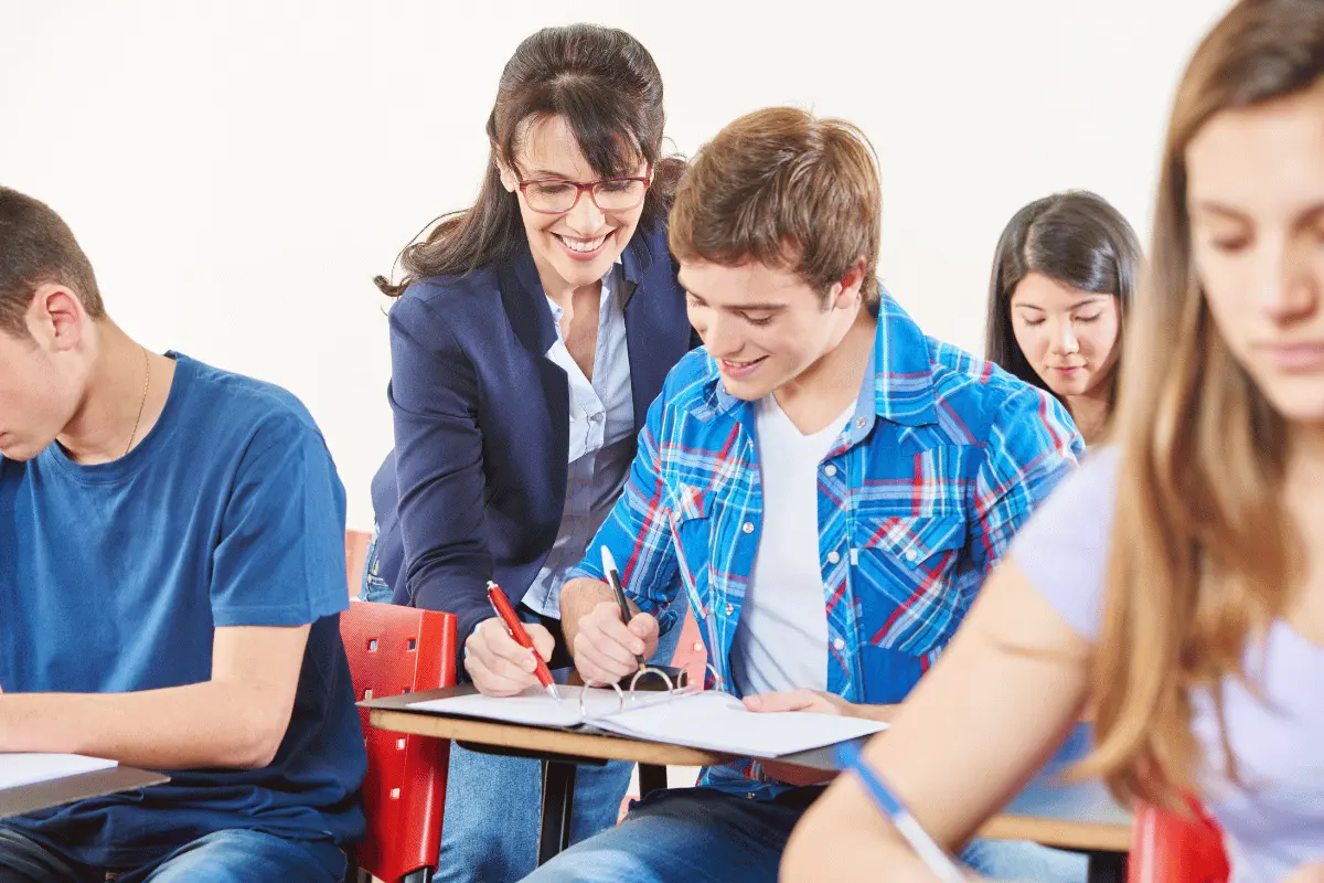 Docente specializzato con il classico TFA